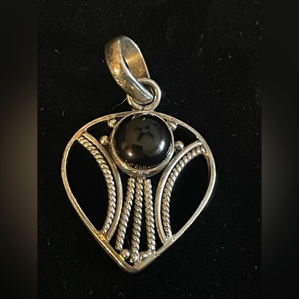 Onyx and sterling heart pendant